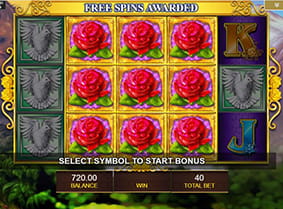 The free spins bonus round in Golden Goddess.